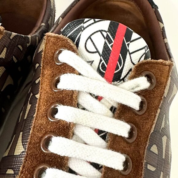 Burberry Sneakers- Size 39 - Picture 8 of 13